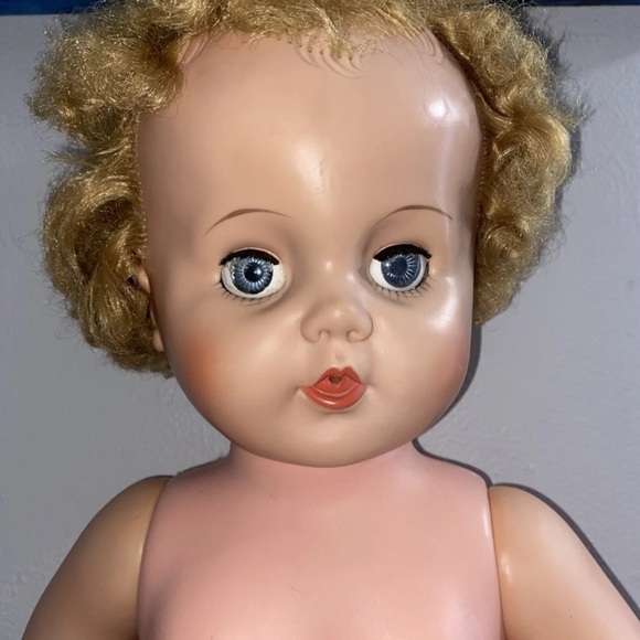 Vintage Ellanee 26-11 Drink N’ Wet Toddler doll, 28”-1960 - Picture 4 of 15